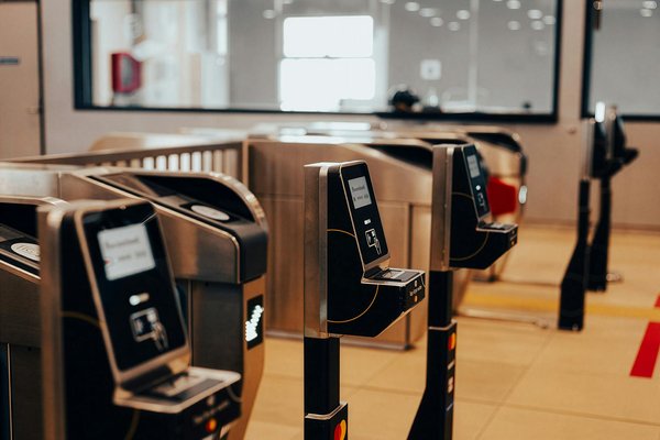 Camping en Bretagne : avantages et inconvénients